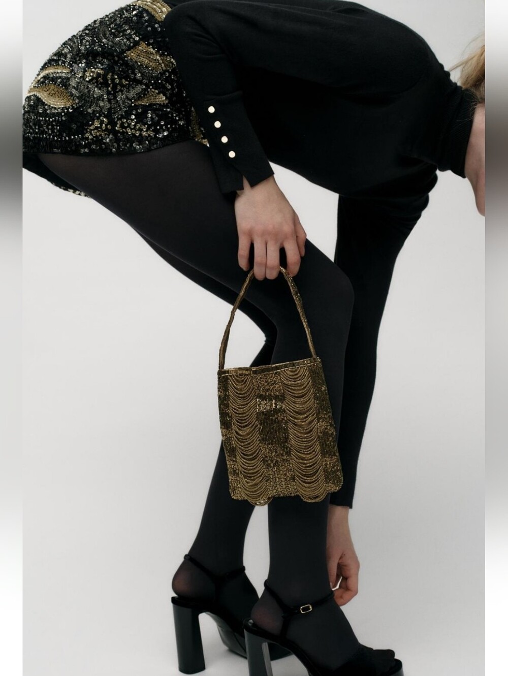 BNWT! ZARA Gold Beaded Evening Mini Bucket bag - Elegant Women's Cocktail Bag